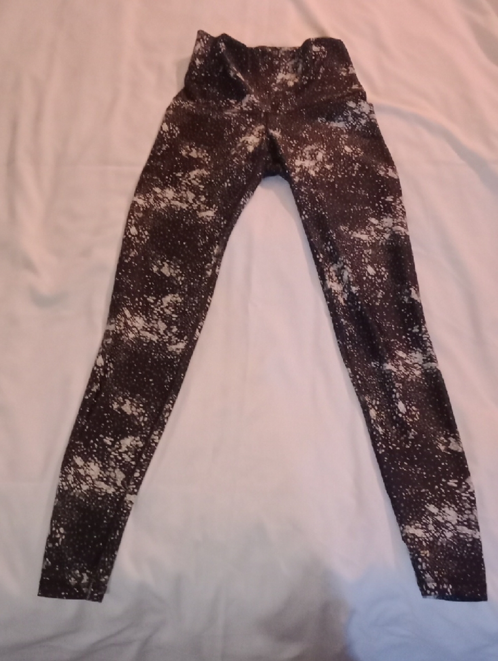 Old Navy Black and White Speckled Active Leggings